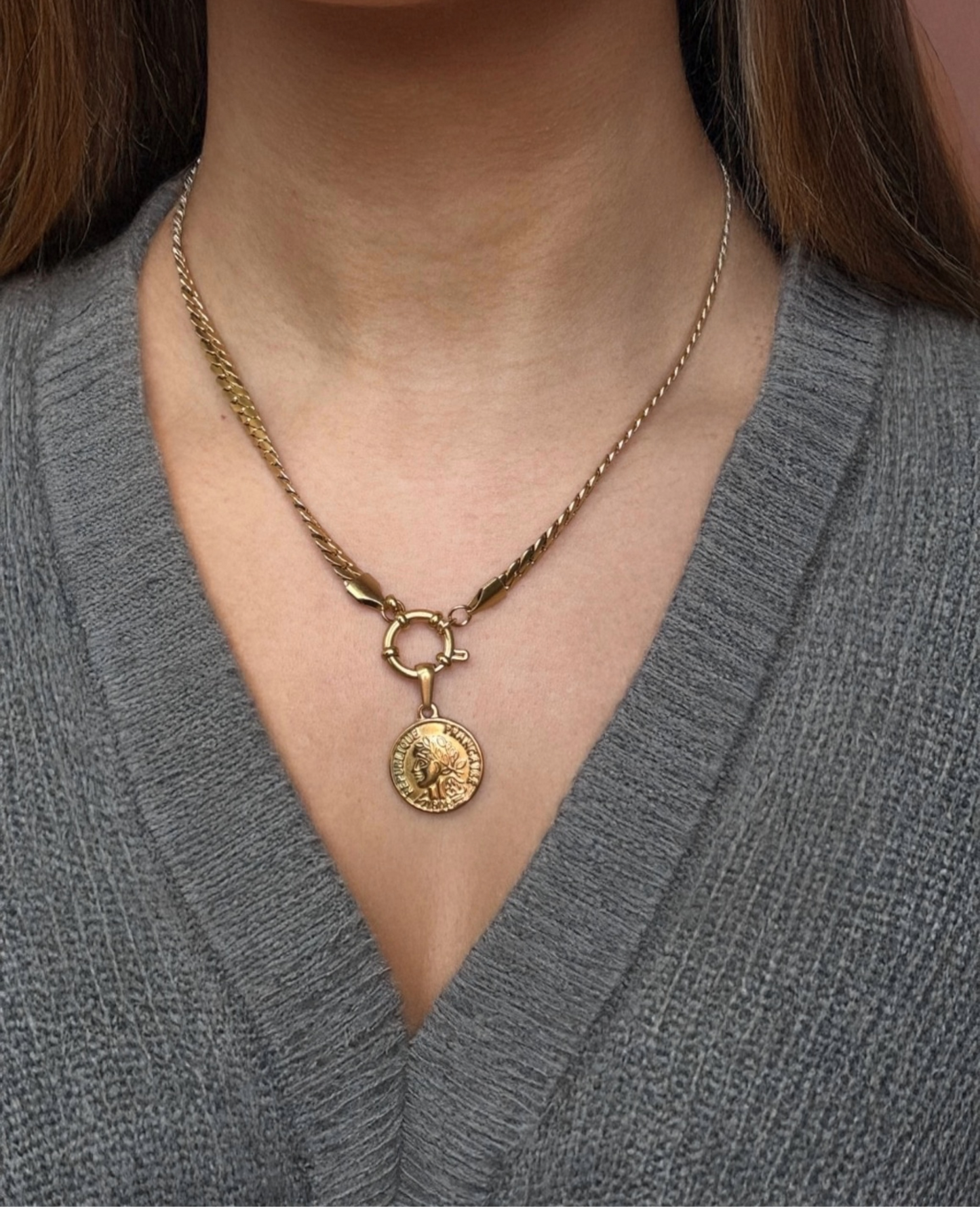 The Sleek Clasp Chain
