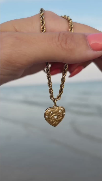 The Lover's Eye Chain